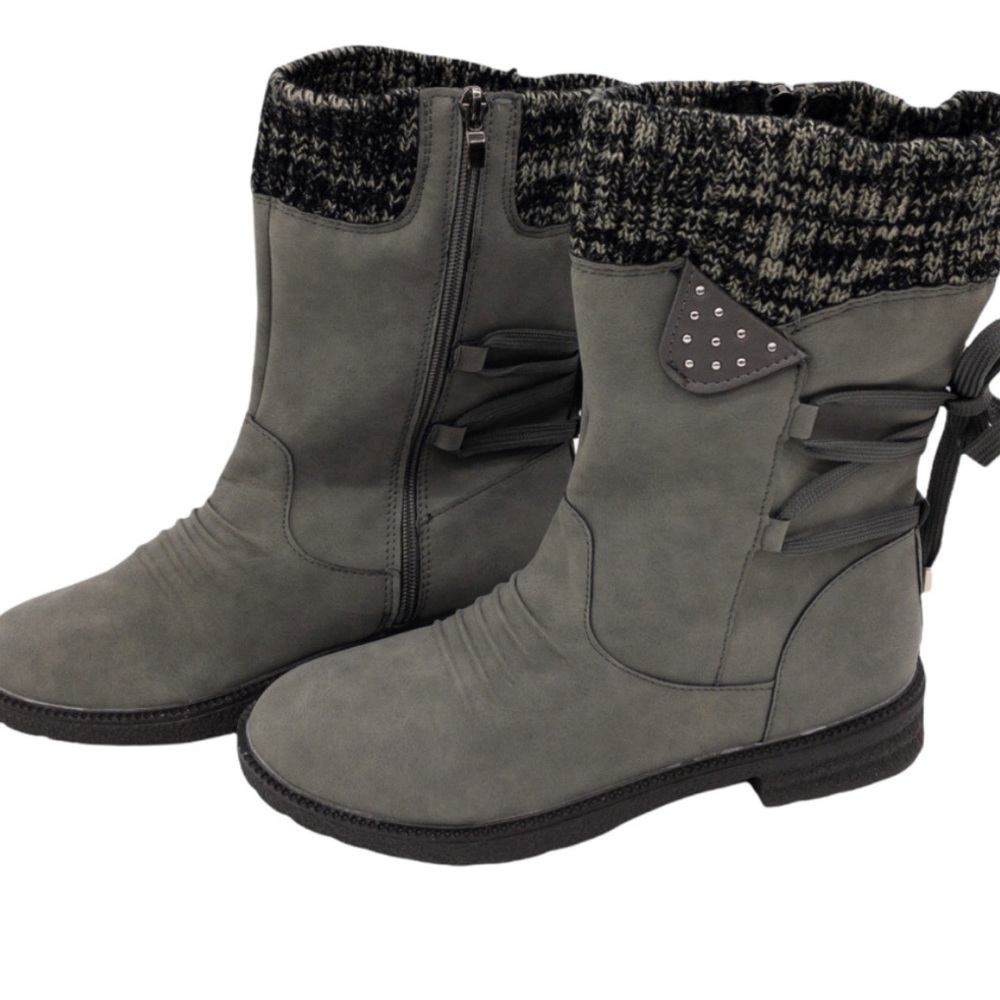 BUTITI Gray Knit Sock Accent Back Lace Boots